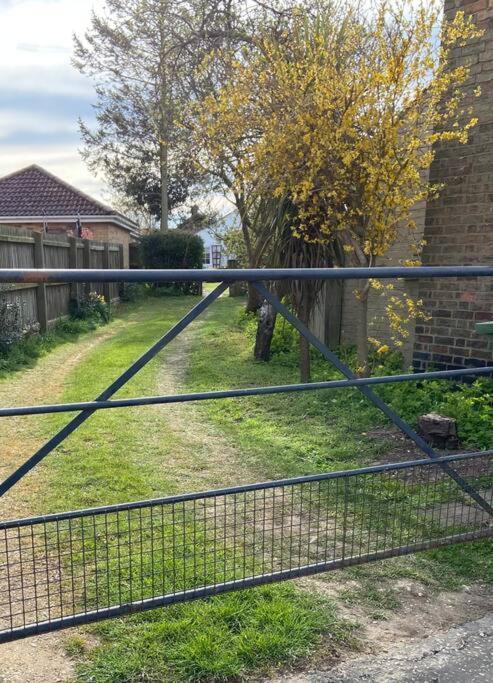 Field Cottage Whittlesey Buitenkant foto